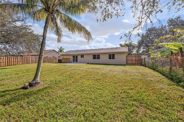 $649,500 | 12541 Southwest 10th Court, Davie, FL 33325