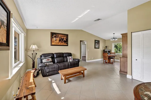 $649,500 | 12541 Southwest 10th Court, Davie, FL 33325