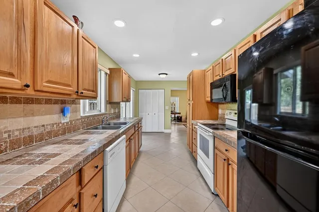 $649,500 | 12541 Southwest 10th Court, Davie, FL 33325