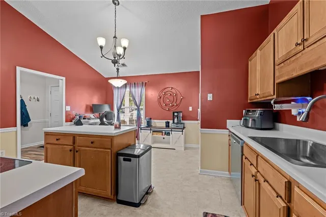 $335,000 | 6424 Highland Oak Drive, Greensboro, NC 27410