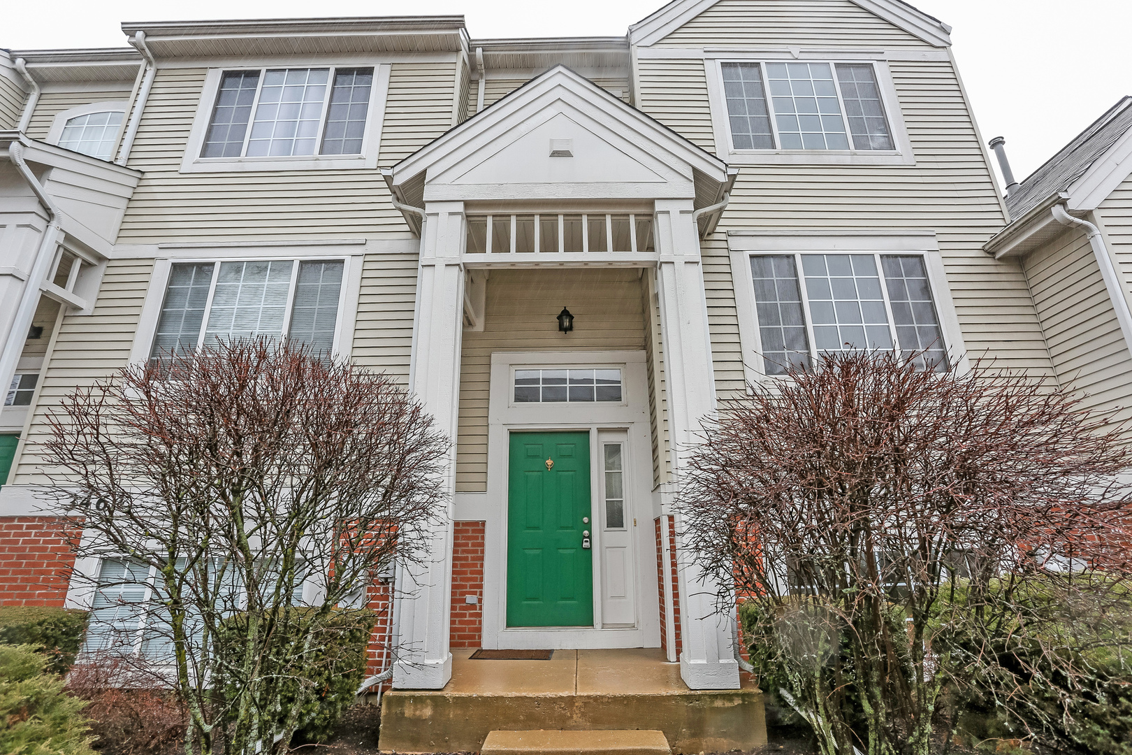 3462 Ravinia Circle Aurora, IL 60504 - Photo 1 of 17 front view of a house