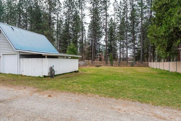 $429,000 | 300 East Minnesota Avenue, McCloud, CA 96057