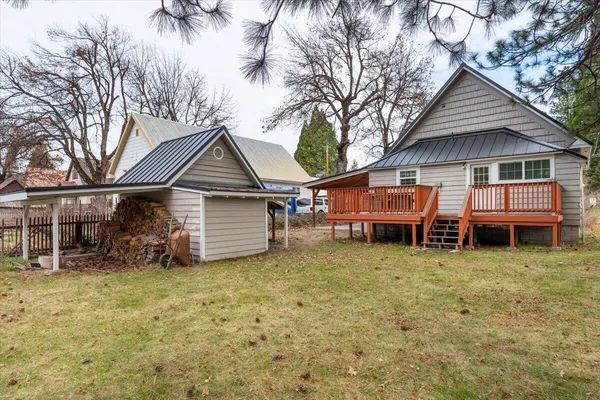 $414,999 | 300 East Minnesota Avenue, McCloud, CA 96057