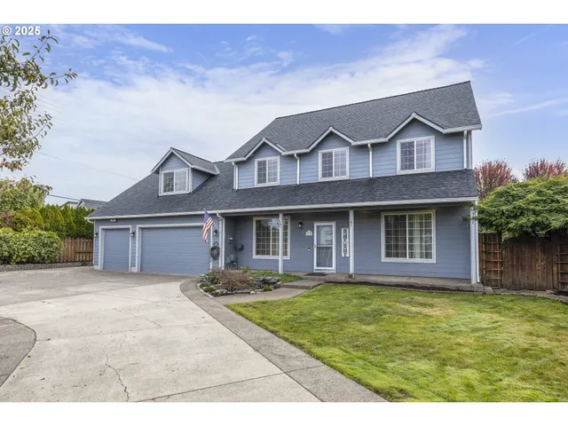 $624,900 | 2390 Northwest Grenfell Loop, McMinnville, OR 97128
