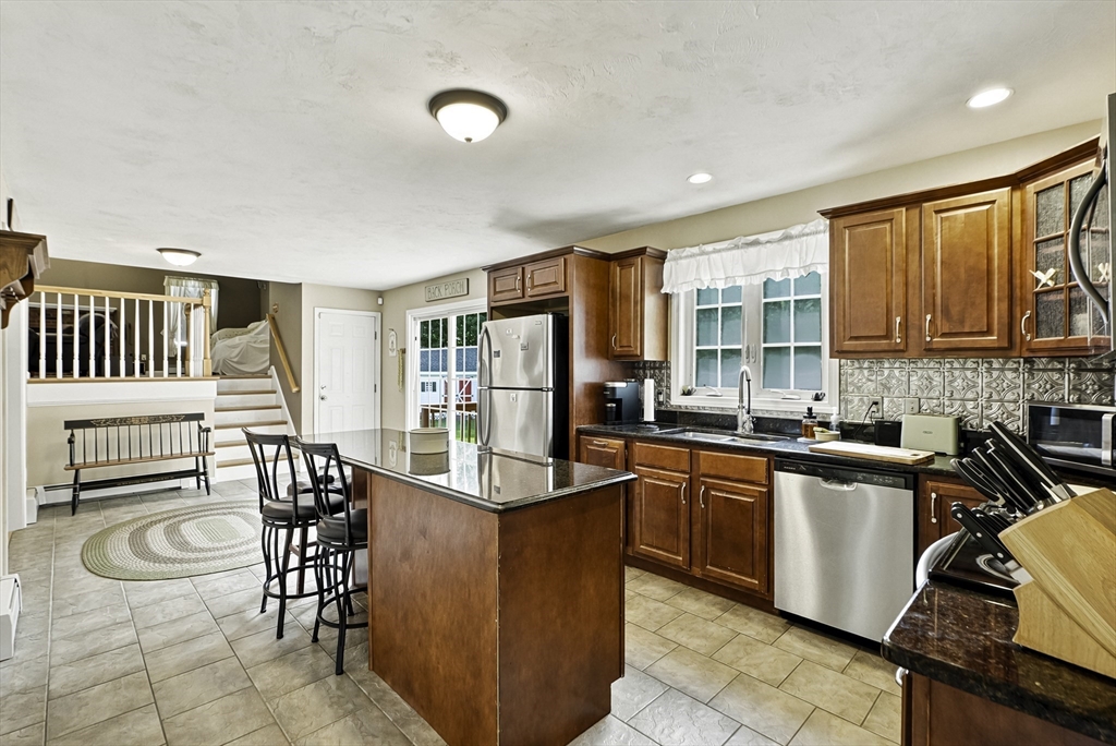 2 Madisyn Avenue Rutland, MA 01543 - Photo 18 of 42