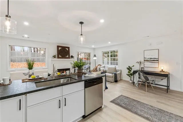 $275,000 | 3652 Platina Park Court, Decatur, GA 30034