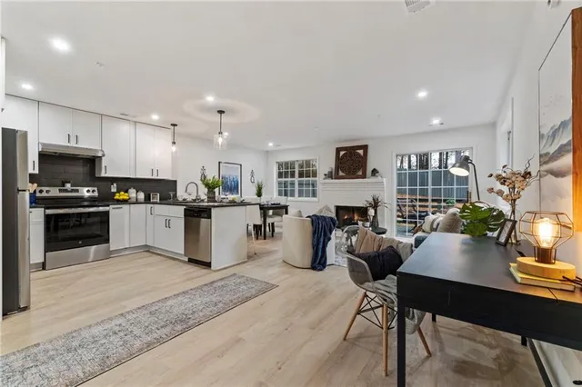 $275,000 | 3652 Platina Park Court, Decatur, GA 30034