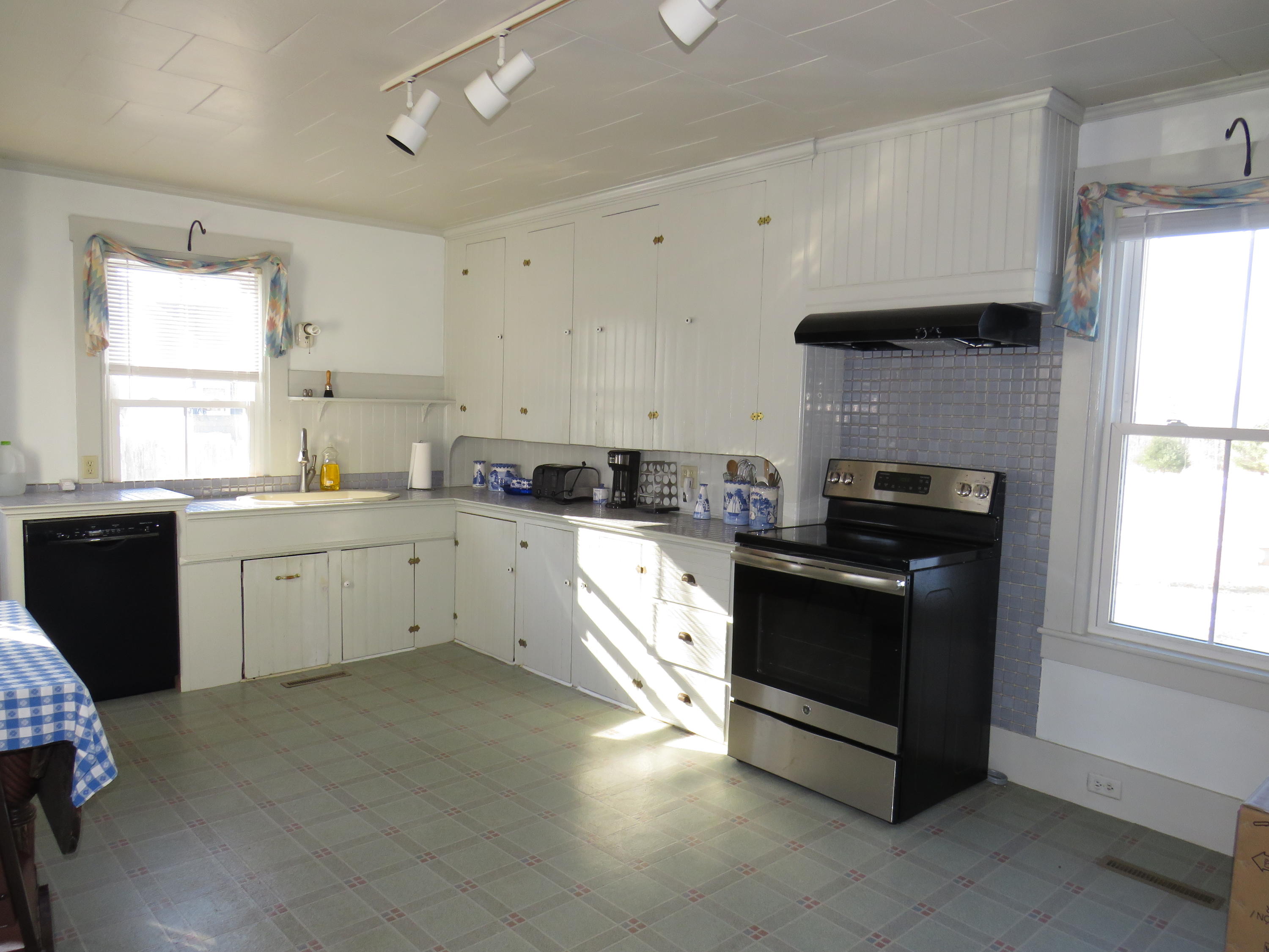 1696 Washington Road Waldoboro, ME 04572 - Photo 4 of 26 IMG_6620