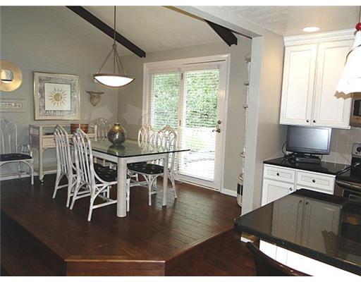 35 Holly Ridge Road Washington, PA 15301 - Photo 8 of 18 Kitchen.