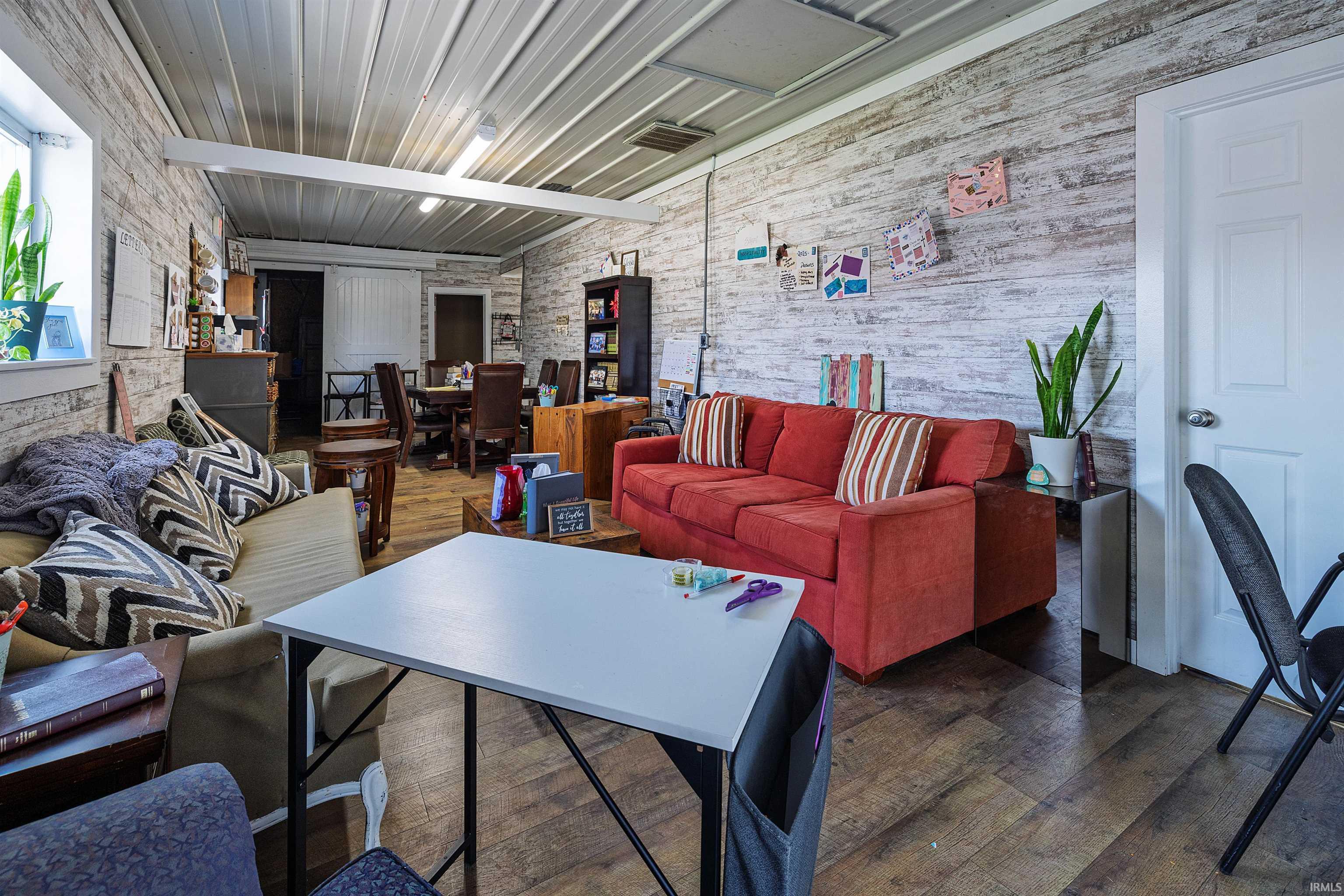 1518 South Dixon Road Kokomo, IN 46902 - Photo 13 of 23