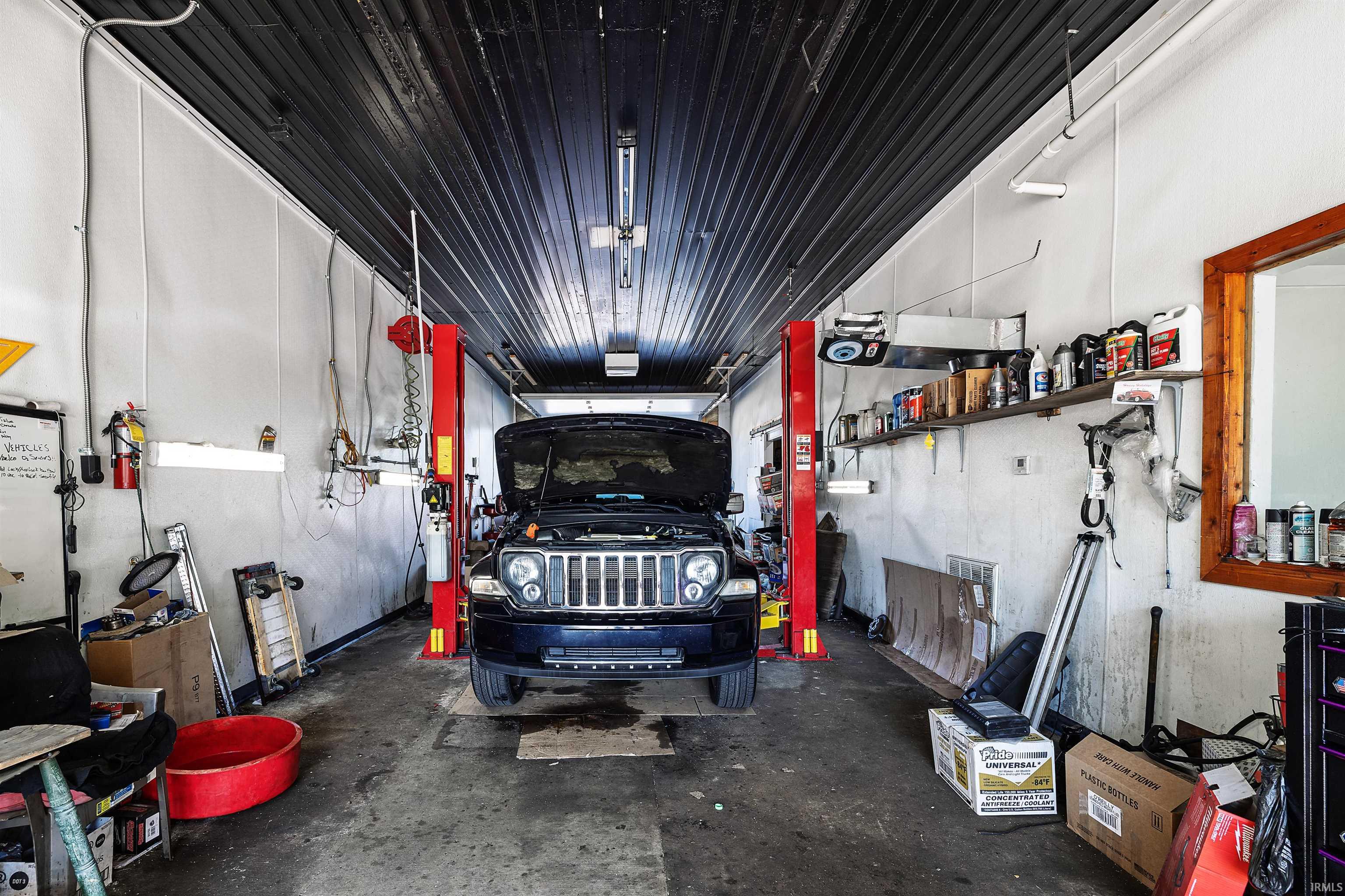 1518 South Dixon Road Kokomo, IN 46902 - Photo 17 of 23