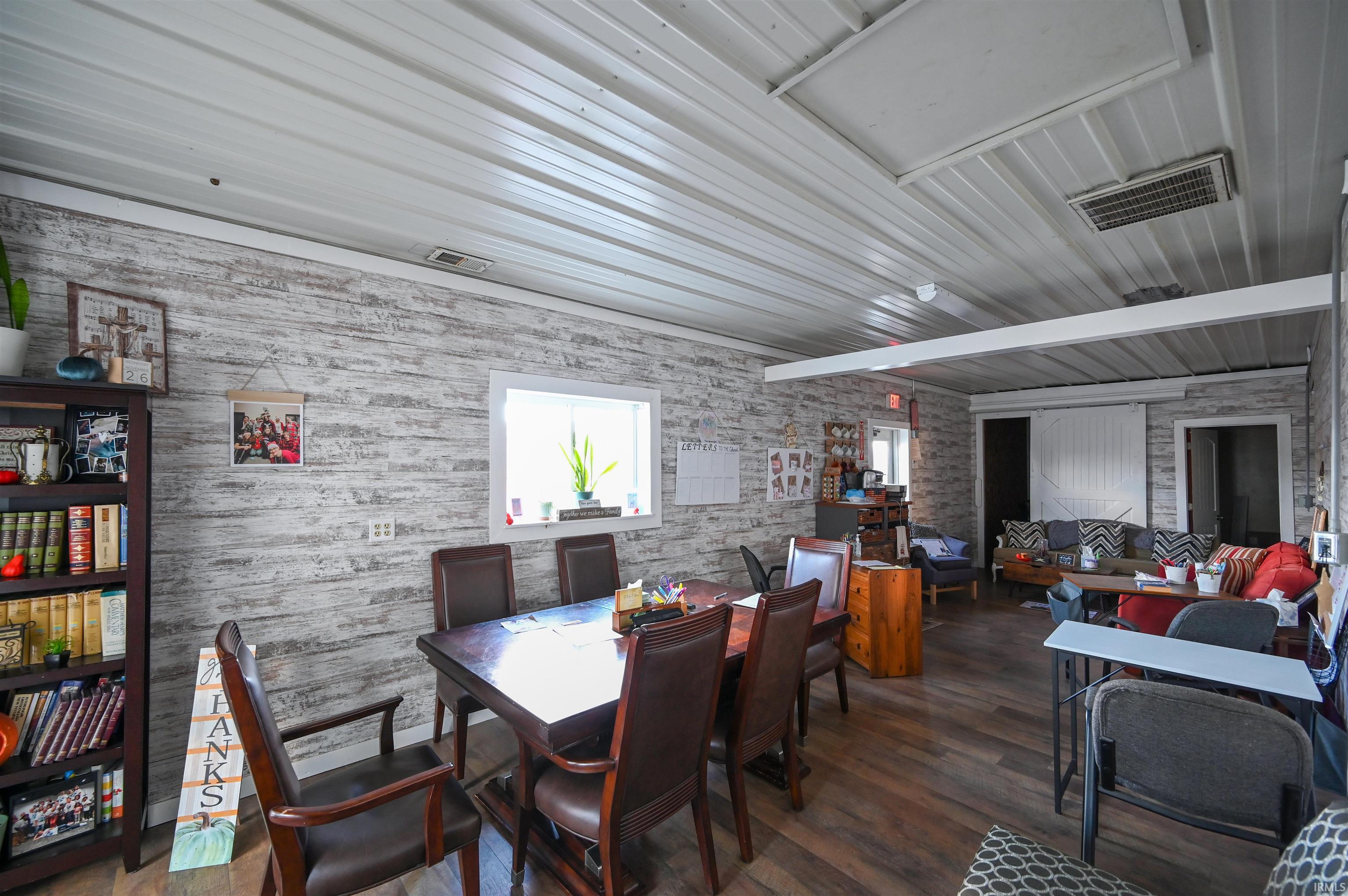 1518 South Dixon Road Kokomo, IN 46902 - Photo 10 of 23