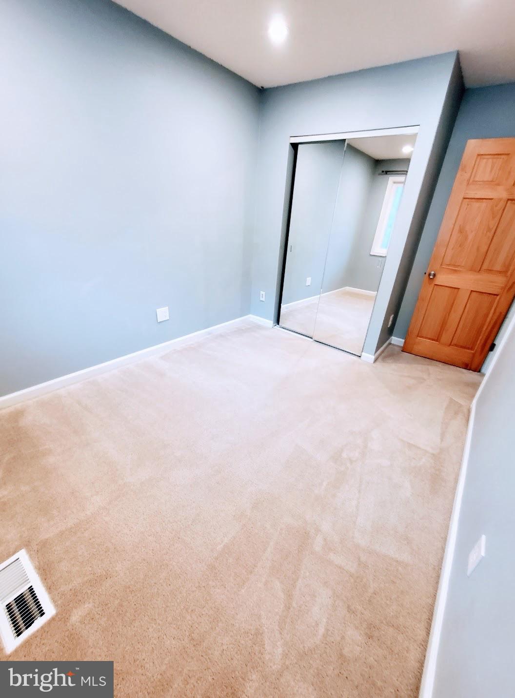 2366 Southgate Square Reston, VA 20191 - Photo 13 of 20