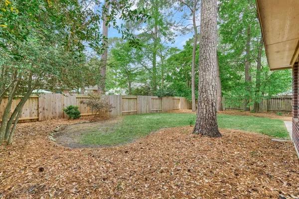 $2,500 | 27 East Russet Grove Circle, The Woodlands, TX 77384