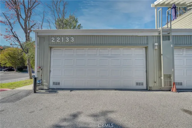 a view of a basketball court