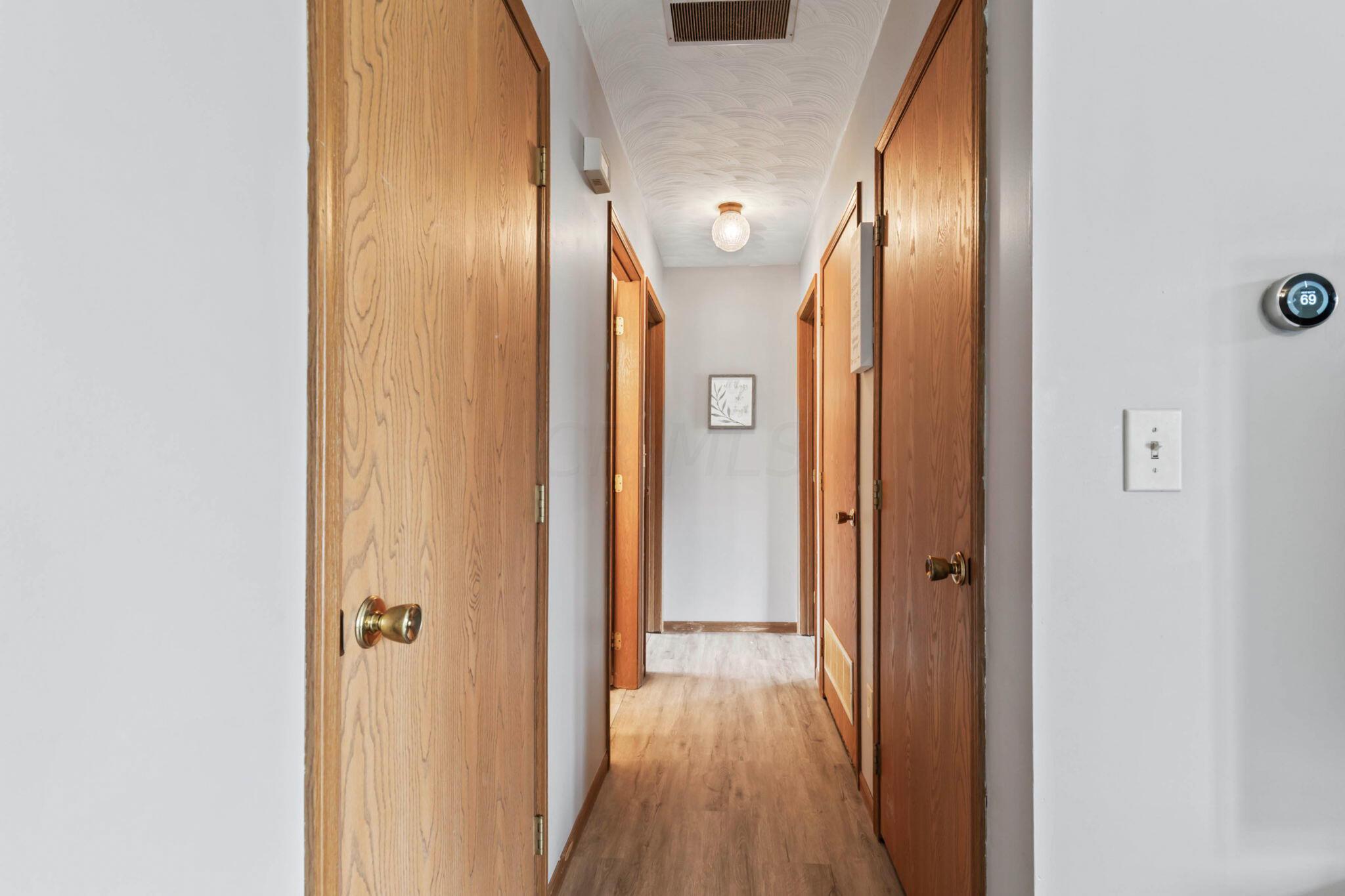 500 Goose Pond Road Newark, OH 43055 - Photo 10 of 20 Hallway