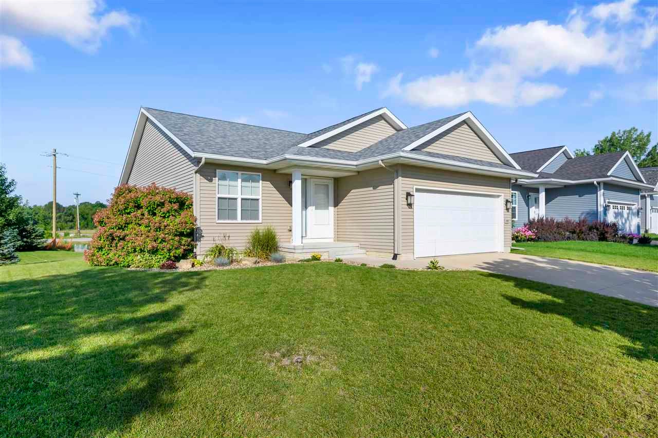 6103 Ridgewood Meadows Lane Northeast Cedar Rapids, IA 52411 - Photo 3 of 33 Gallery Image 3