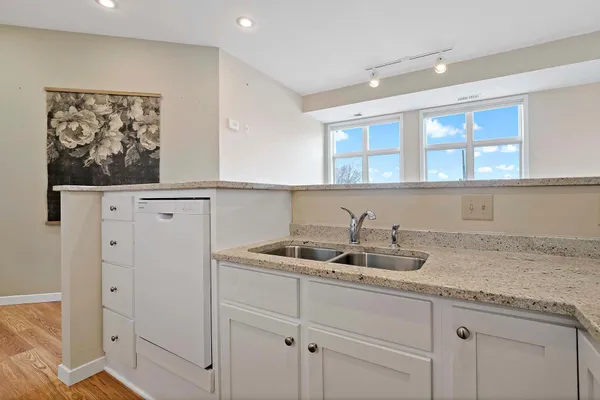 $425,000 | 301 7th Street West, Unit 2204, Northfield, MN 55057