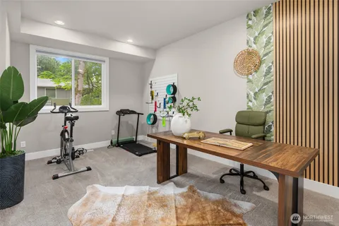 $1,999,000 | 8021 Northeast 127th Lane, Kirkland, WA 98034