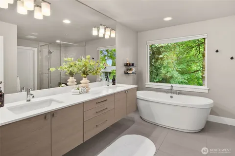 $1,999,000 | 8021 Northeast 127th Lane, Kirkland, WA 98034