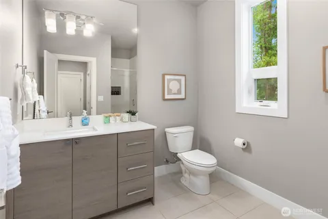 $1,999,000 | 8021 Northeast 127th Lane, Kirkland, WA 98034