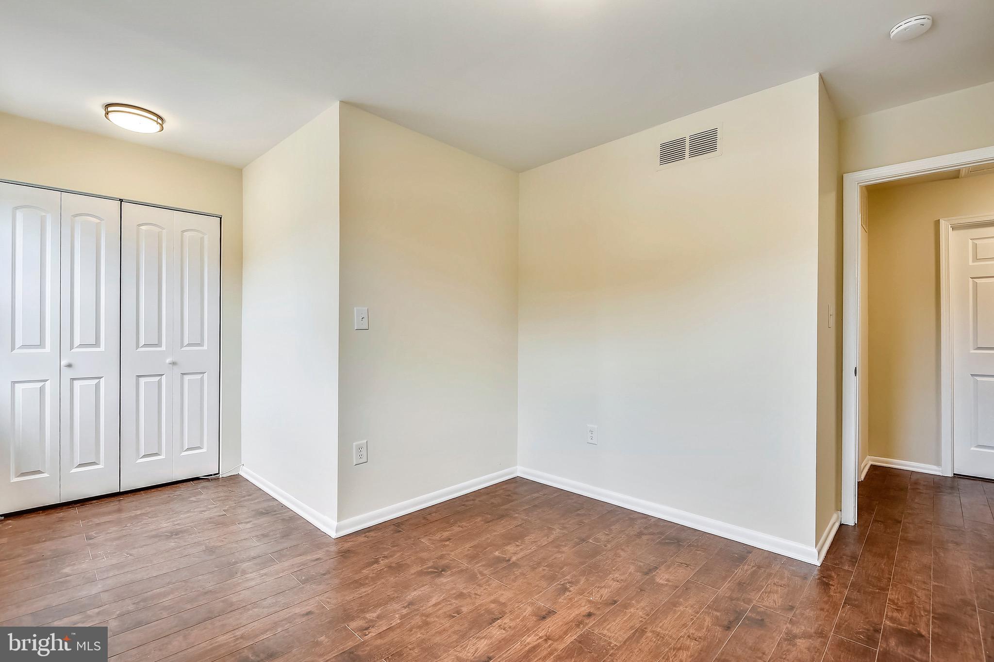 342 Schulamar Road Linthicum, MD 21090 - Photo 21 of 41