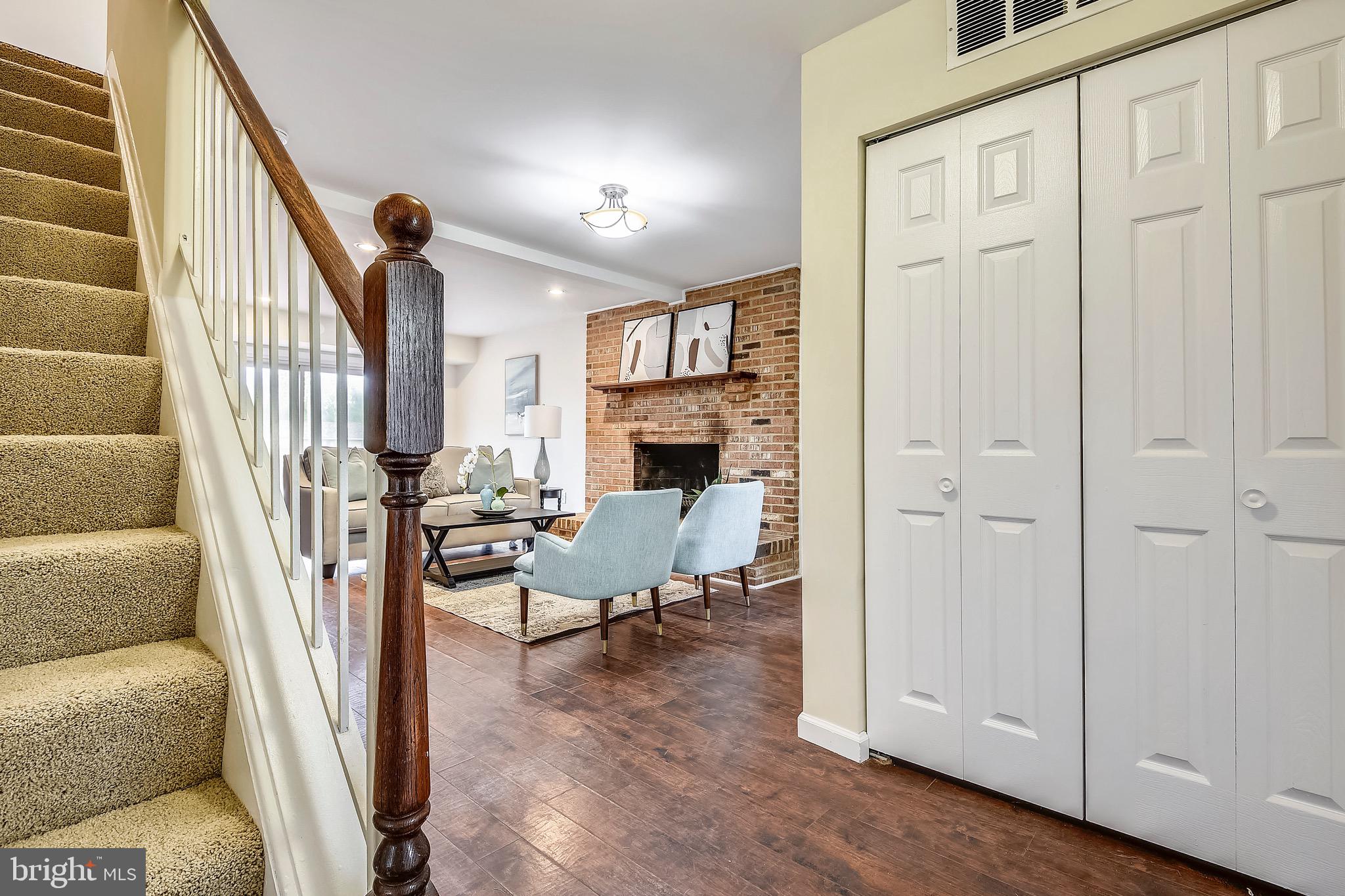 342 Schulamar Road Linthicum, MD 21090 - Photo 4 of 41