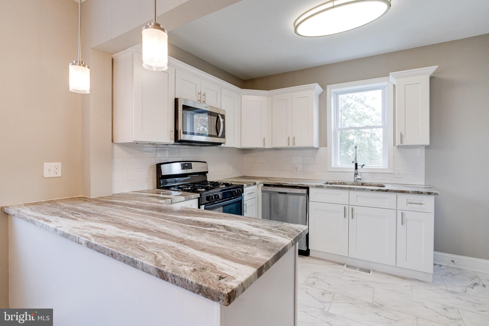 1209 Krueger Avenue Rosedale, MD 21237 - Photo 18 of 74 Granite Countertops