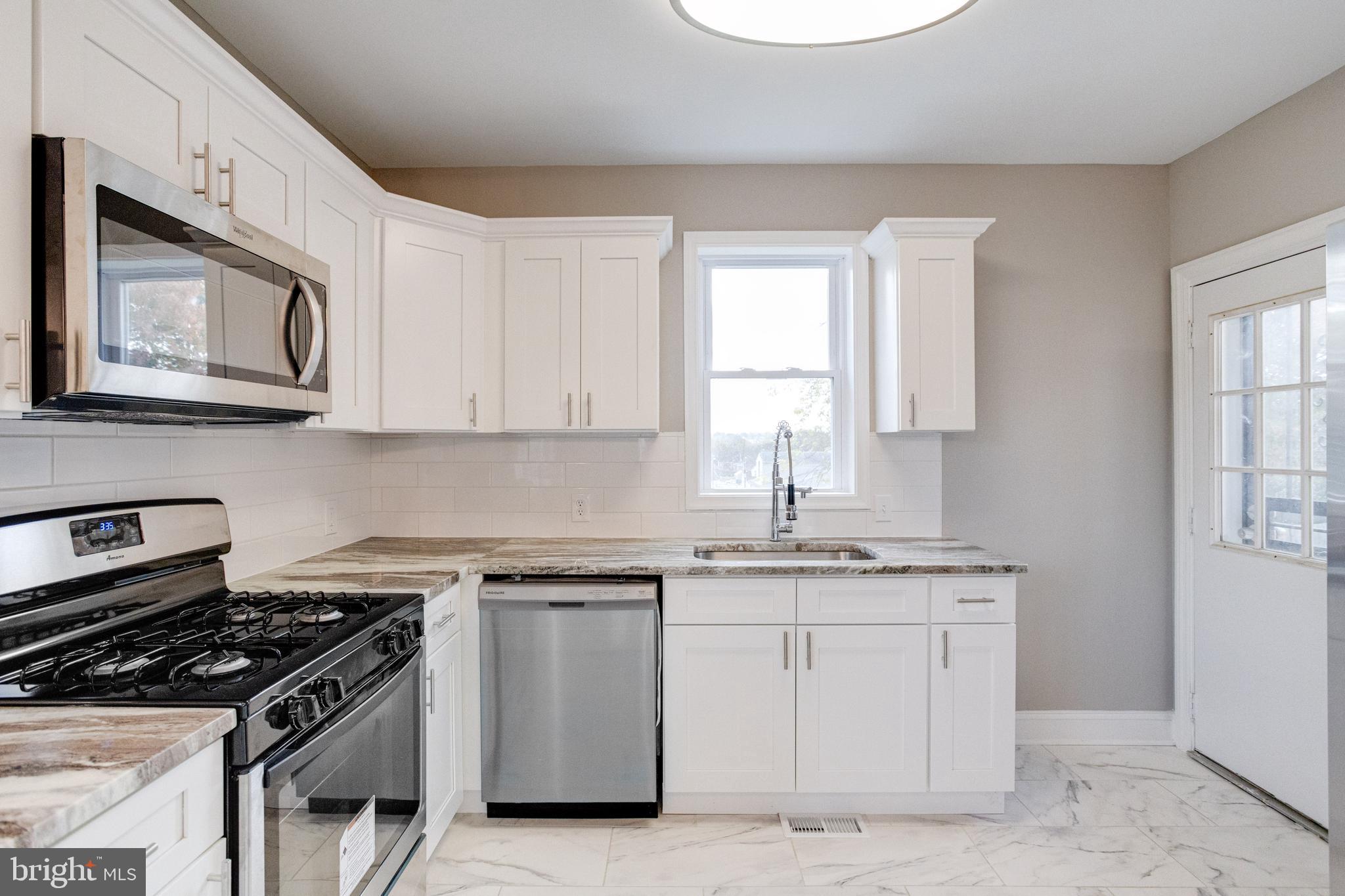 1209 Krueger Avenue Rosedale, MD 21237 - Photo 20 of 74 Stainlees Steel Appliances