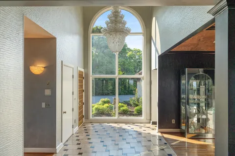 $1,995,000 | 5495 Brick Church Pike, Goodlettsville, TN 37072