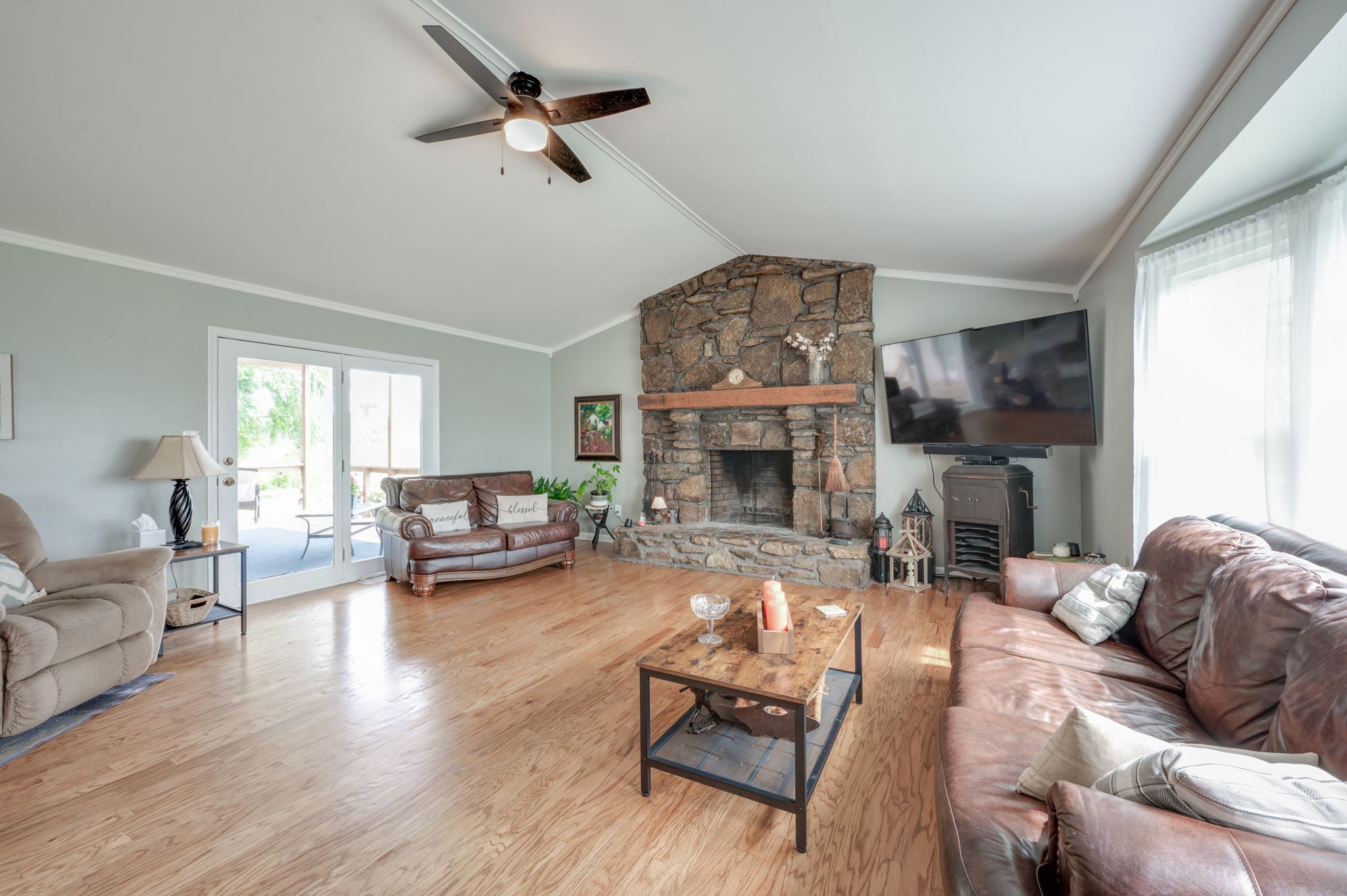 3290 Foster Chapel Road Columbia, TN 38401 - Photo 4 of 44 Gallery Image 4