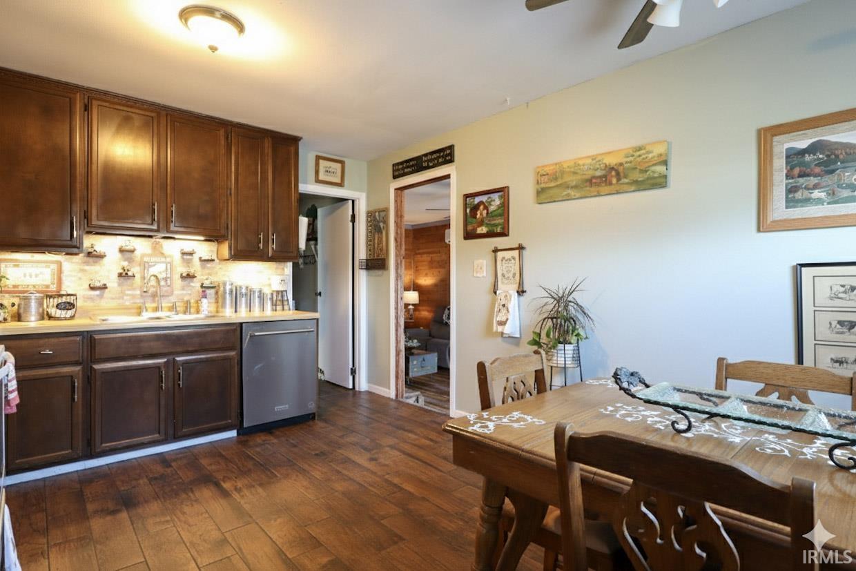 1301 Locust Street Mount Vernon, IN 47620 - Photo 15 of 17