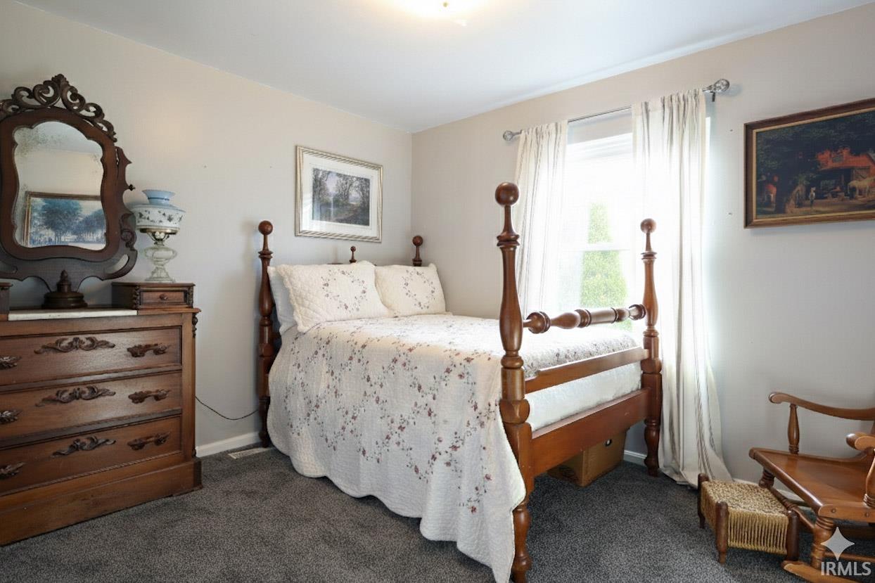 1301 Locust Street Mount Vernon, IN 47620 - Photo 2 of 17