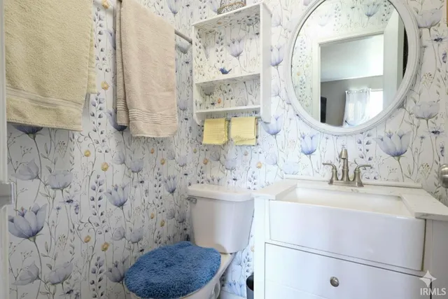 $160,000 | 1301 Locust Street, Mount Vernon, IN 47620