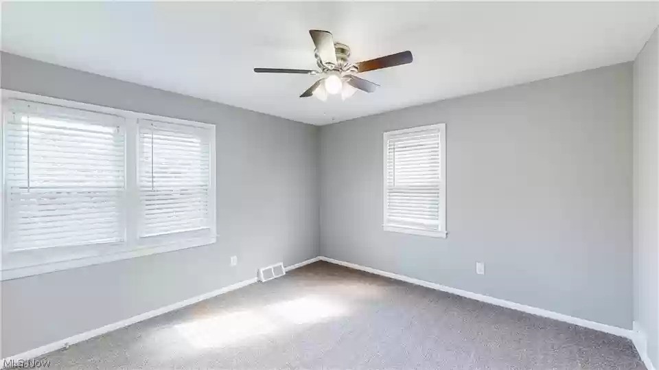 4062 Bayard Road Cleveland, OH 44121 - Photo 18 of 22