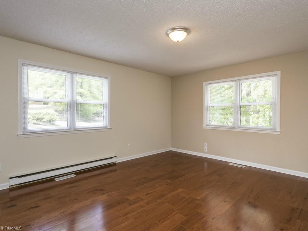 1912 Sheldon Road Greensboro, NC 27405 - Photo 15 of 30 Gallery Image 15