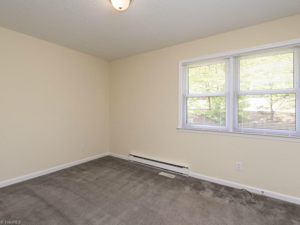 1912 Sheldon Road Greensboro, NC 27405 - Photo 16 of 30 Gallery Image 16