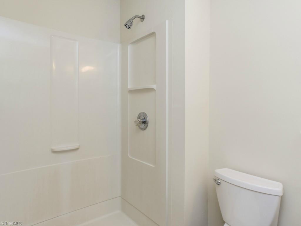 1912 Sheldon Road Greensboro, NC 27405 - Photo 17 of 30 Gallery Image 17