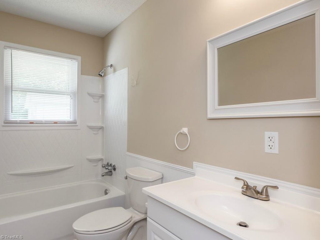 1912 Sheldon Road Greensboro, NC 27405 - Photo 19 of 30 Gallery Image 19