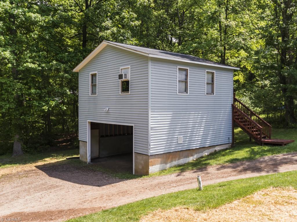 1912 Sheldon Road Greensboro, NC 27405 - Photo 26 of 30 Gallery Image 26