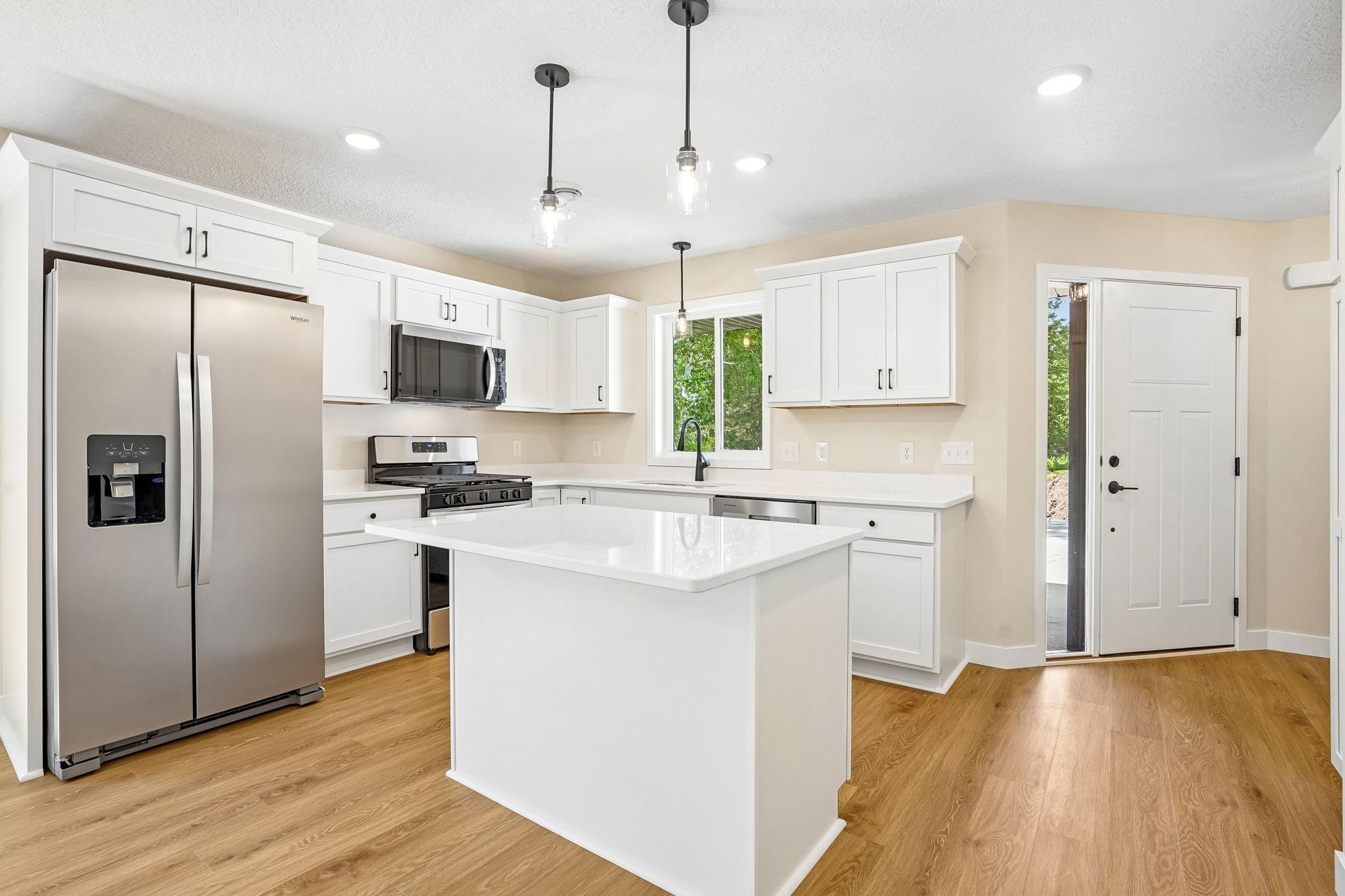 1005 2nd Street Southeast Faribault, MN 55021 - Photo 4 of 22