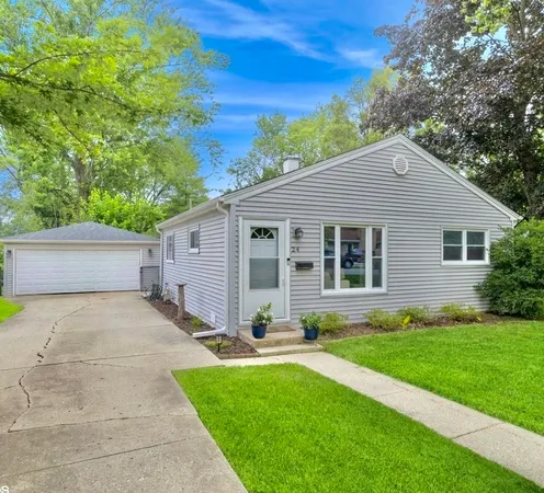 $2,400 | 24 Johnathan Road, Lake Zurich, IL 60047