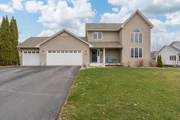 $485,000 | 730 Debbie Lane, Carver, MN 55315