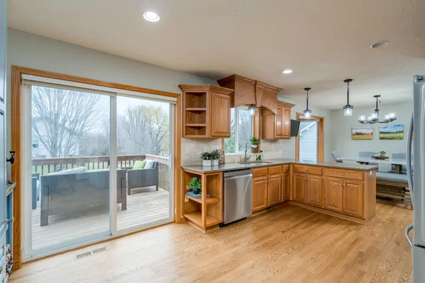 $485,000 | 730 Debbie Lane, Carver, MN 55315