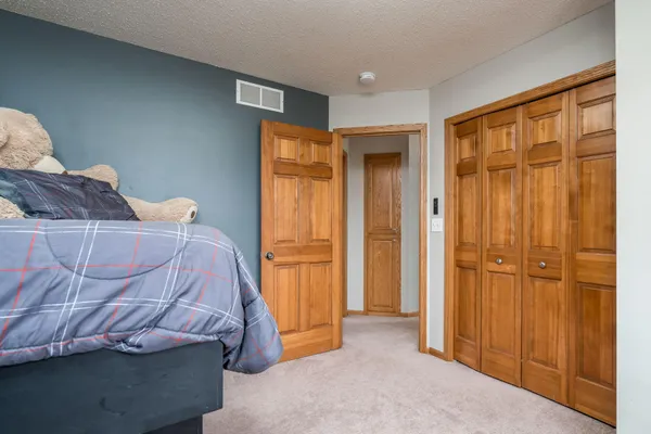 $485,000 | 730 Debbie Lane, Carver, MN 55315