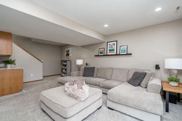 $485,000 | 730 Debbie Lane, Carver, MN 55315