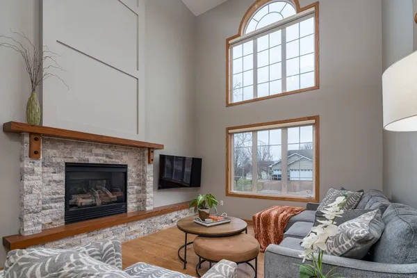 $485,000 | 730 Debbie Lane, Carver, MN 55315