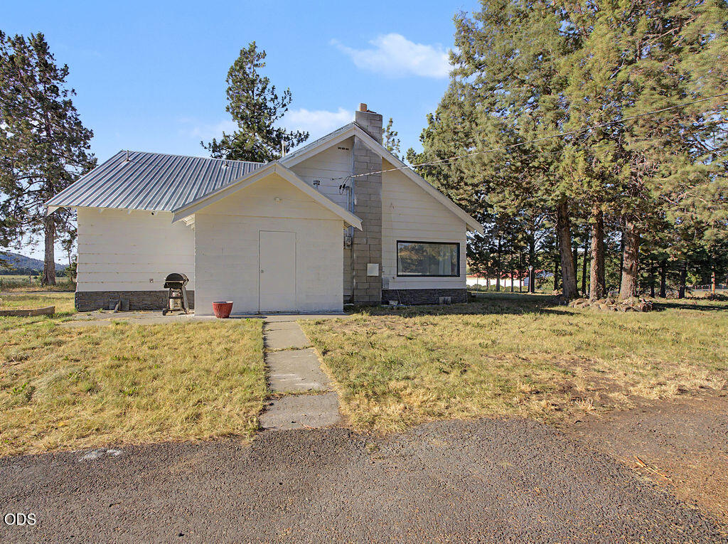 3330 Orindale Road Klamath Falls, OR 97601 - Photo 23 of 46