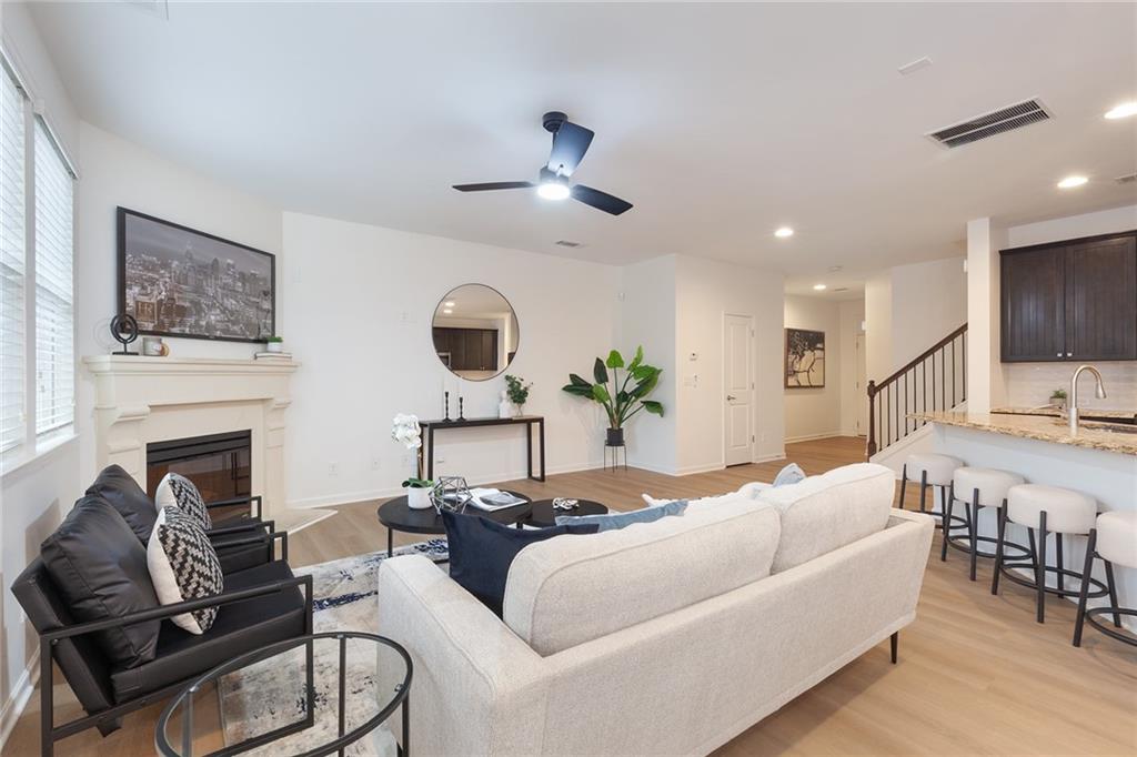 1571 Trailview Way Northeast Atlanta, GA 30329 - Photo 12 of 33