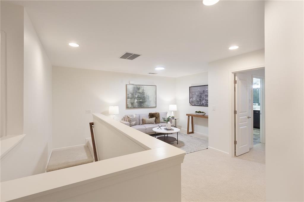 1571 Trailview Way Northeast Atlanta, GA 30329 - Photo 14 of 33